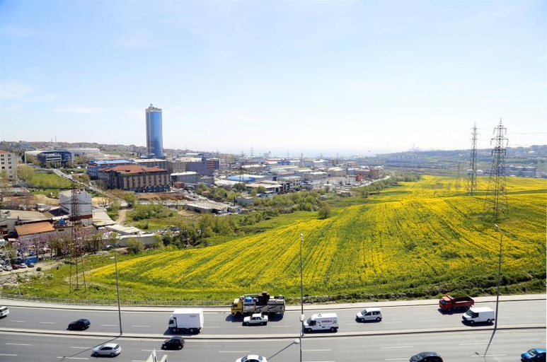 Others 2, Grand Temel Hotel, Avcılar