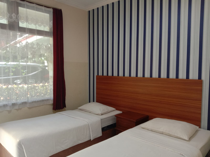 Bedroom 18