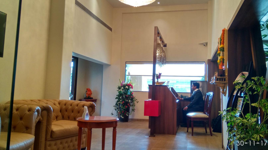 Public Area 2, Hotel Reyansh Grand, Palghar