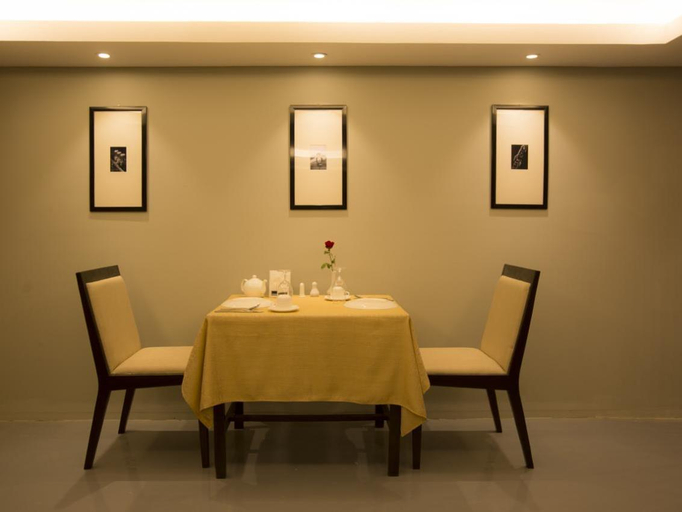 Food & Drinks 5, Shwe Pyi San Yar Hotel, Yangon