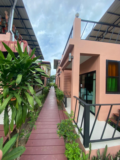 rapeepong resort nanthai, K. Phu Pieng