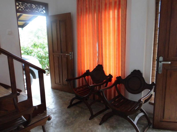 Public Area, CoCoWorld Bungalow, Panduwasnuwara