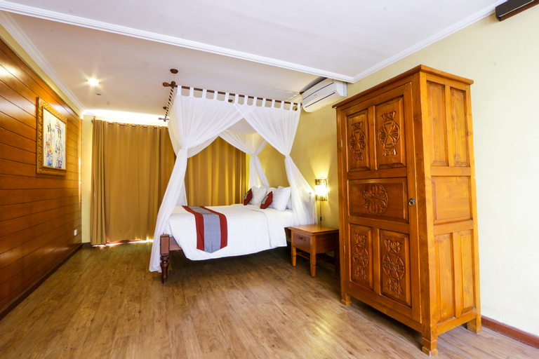 Bedroom 13
