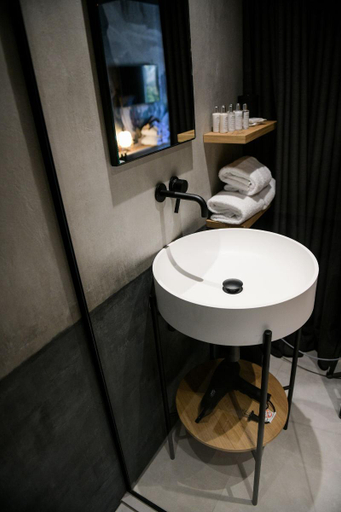 Bathroom 4, La Folie Douce Hotel Chamonix, Haute-Savoie