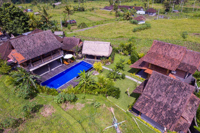 Kubu Sakian Villa - Tap to explore photos