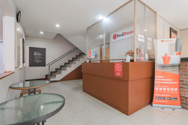Public Area 3, RedDoorz Plus @ Dago Pojok 3, Bandung