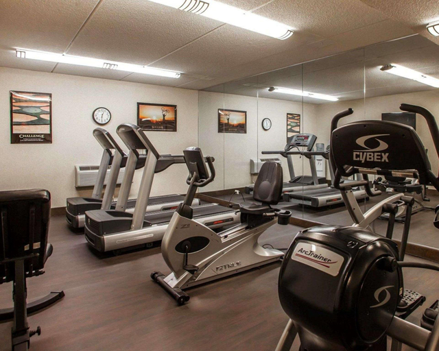Others 5, Suburban Studios Arlington Heights - Elk Grove, Cook