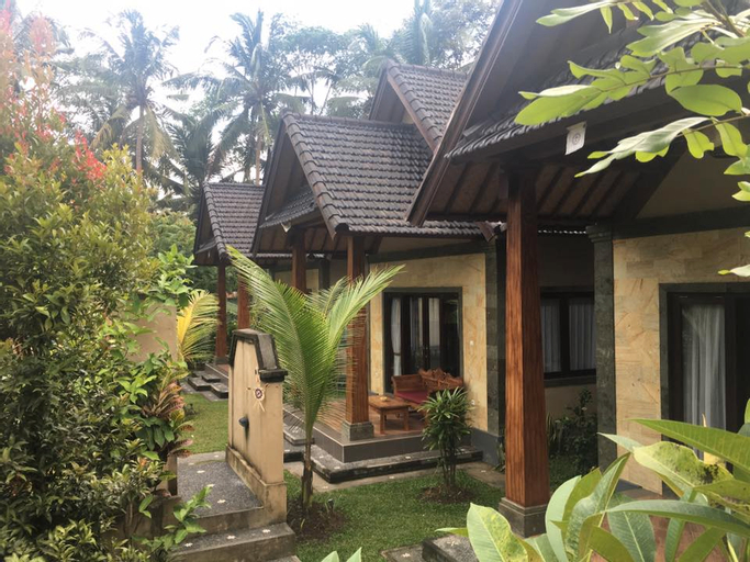 Exterior & Views 10