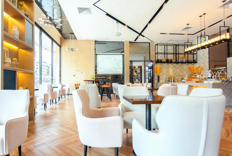 Food & Drinks 5, Echarm Hotel Yangjiang Baili Plaza, Yangjiang