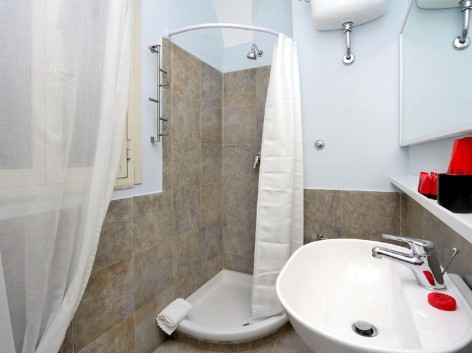 Bathroom 3, Sangallo Rooms, Roma