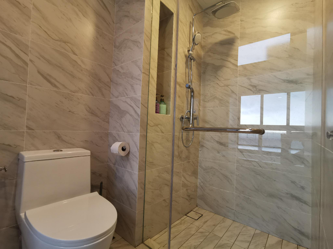 Bathroom 3, Mykey Imperio B-19-17 Melaka City, Malacca City