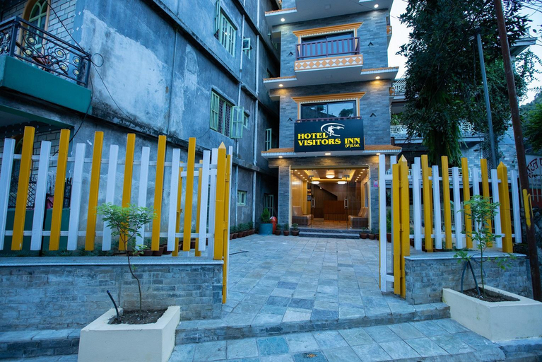 Exterior & Views