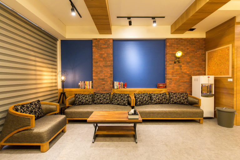 Others 4, Shisan Hostel, Tainan