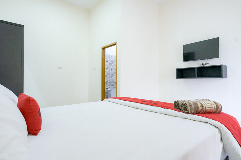 Bedroom 6