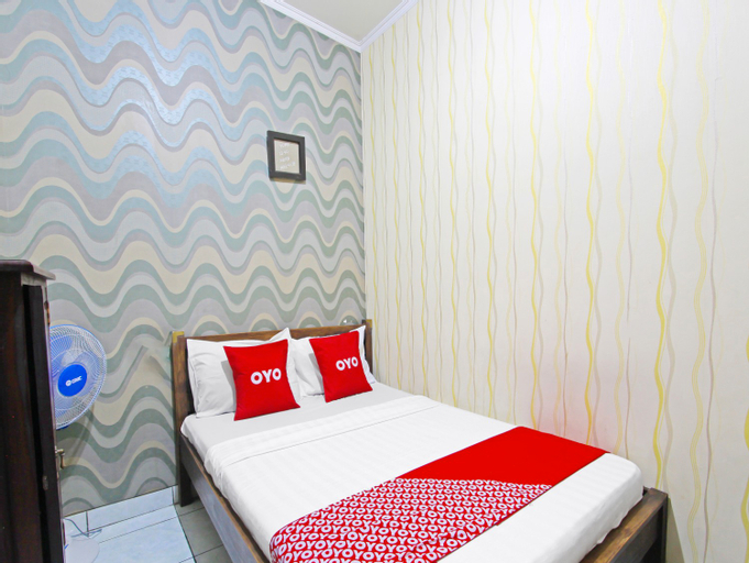 Bedroom 3, OYO 91172 Trihakso Guesthouse, Sleman