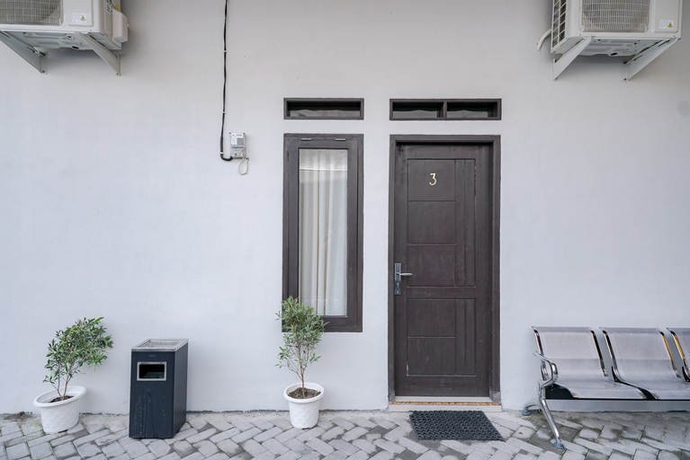 Exterior & Views 5, RedDoorz @ Jalan Urip Sumoharjo Lampung, Bandar Lampung
