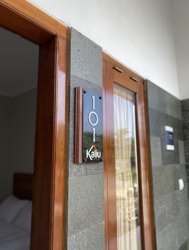 Others 5, Hotel Kaliu, Pacitan