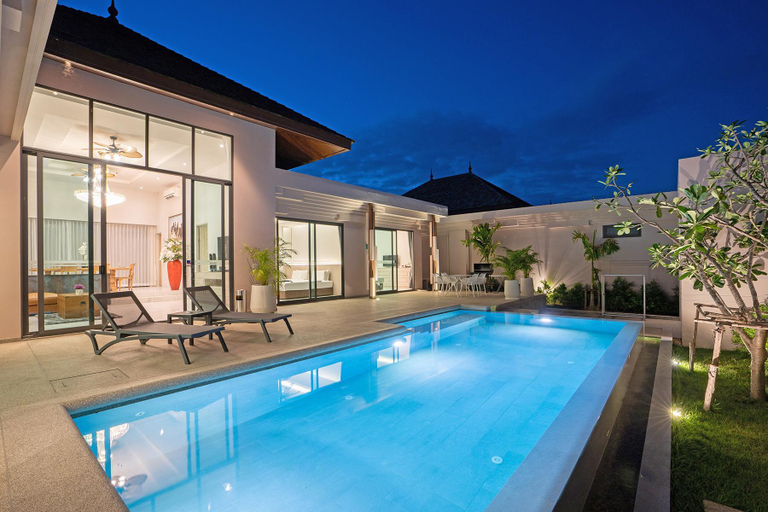 Sport & Beauty 2, Gold Chariot Pool Villa, Phuket Island