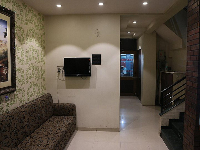 Others 5, Hotel Shri Krishna, Ahmadnagar