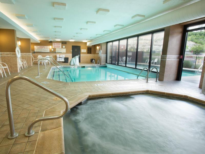 Sport & Beauty 5, Drury Inn & Suites St Louis Southwest, Saint Louis