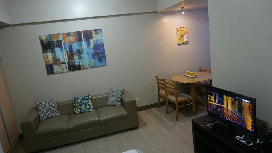 Others 5, Palm Tree Studio Condo at Manila Airport by Beth, Pasay City