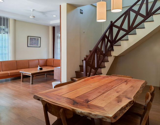 Dining Room 20