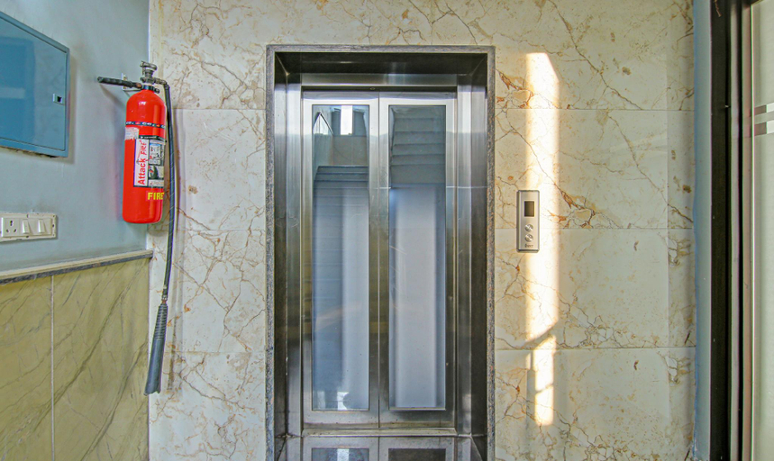 Exterior & Views 1, Itsy Hotels Prime Stay, West