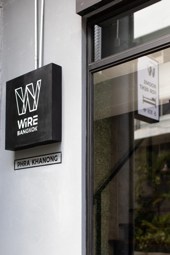 WiRE Bangkok Prakanong, Khlong Toey