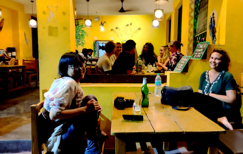 Food & Drinks 5, Vinodhara Guesthouse, Kancheepuram