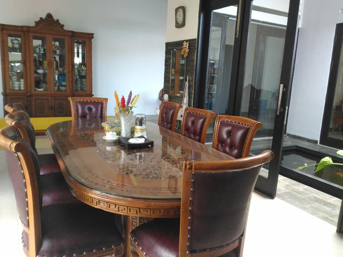 Others 4, Meuthia Homestay, Sawahlunto