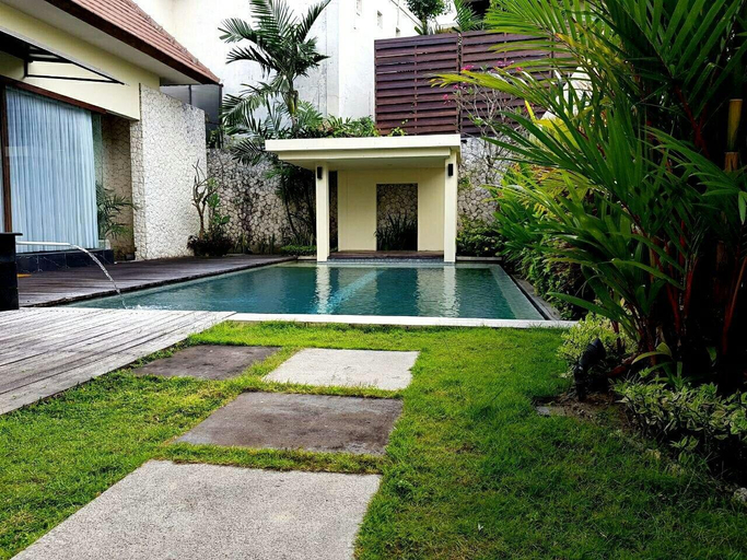 Sport & Beauty 3, 1BR Private Large Pool villa & Kitchen in Seminyak, Badung