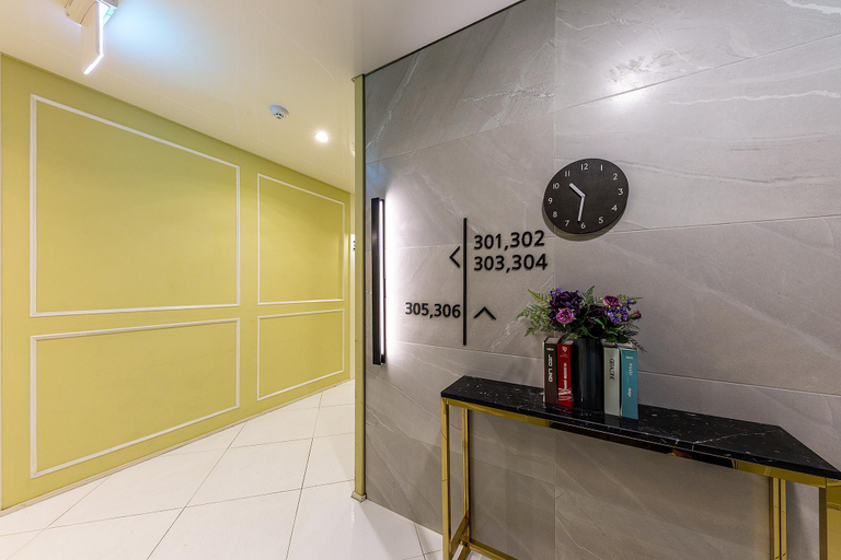 Others 4, Jinju Brown Dot Jinjuseong Branch, Jinju