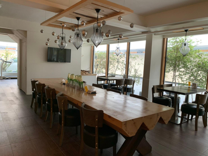 Food & Drinks 4, Roppongi Motel Dalian, Pingtung
