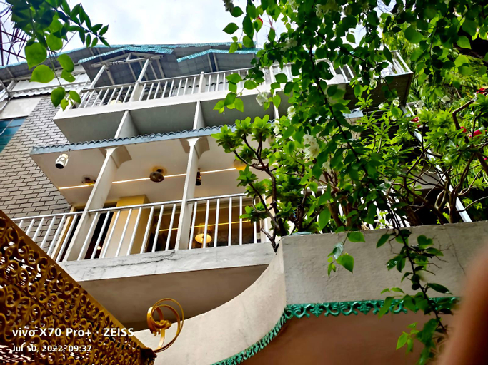 Exterior & Views 2, Kakaku The Guest House, Adilabad