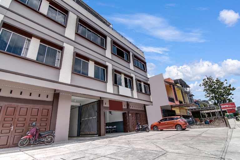 Exterior & Views 1, OYO 91031 Astu Homestay, Pekanbaru