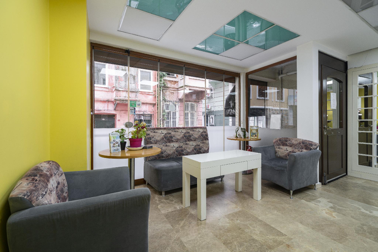 Public Area 2, Fidan Aparts, Beyoğlu