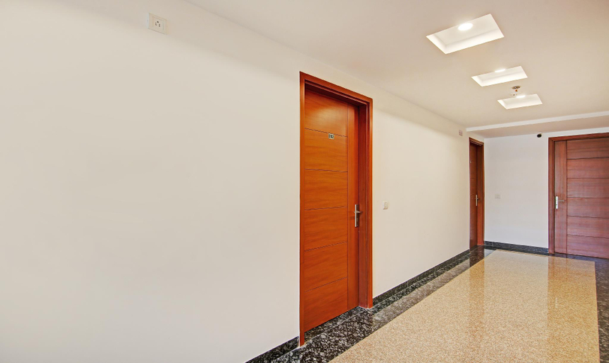 Public Area 3, Treebo Aviraj Inn, Gautam Buddha Nagar
