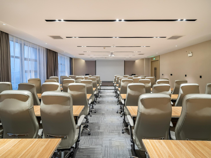 Business Facilities