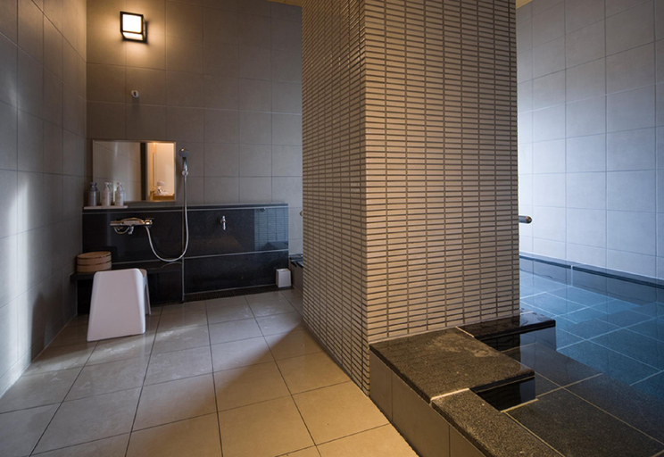 Bathroom 4, Kowakuen Haruka, Matsuyama