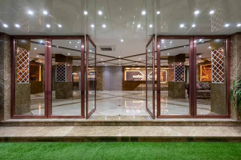 Others 5, Hotel President, Ujjain