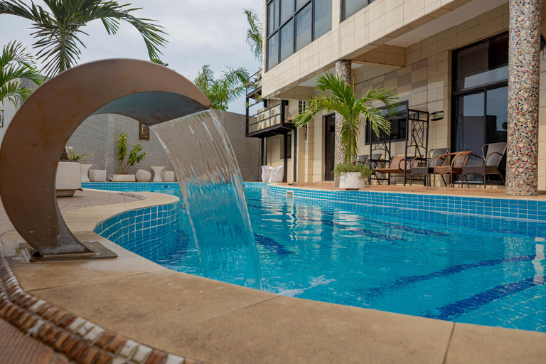 Sport & Beauty, Hotel Hibiscus Louis, Komo-Mondah