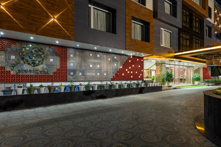 Others 3, Hotel President, Ujjain