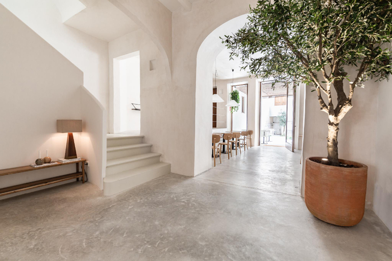 Others 4, Meem Townhouse, Baleares