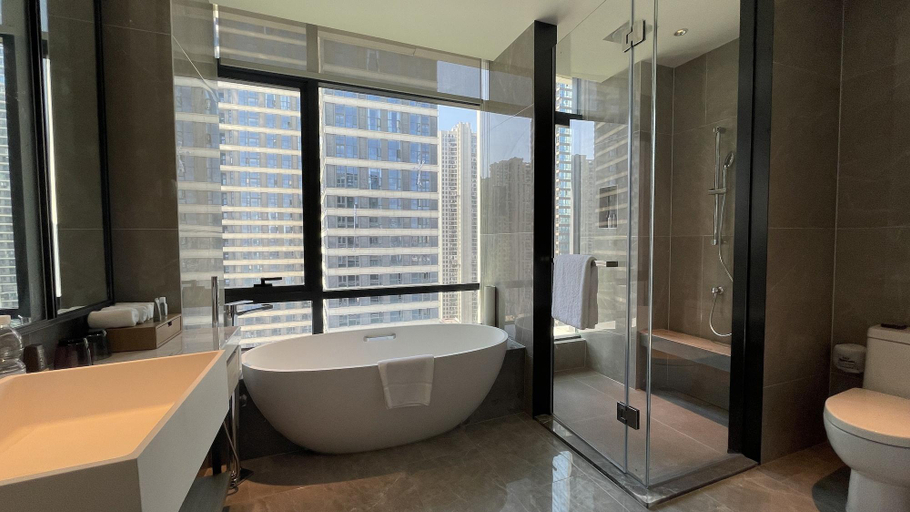 Bathroom 4, The Meixi Lake - Marriott Executive Apartments, Changsha