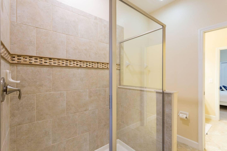 Others 5, Pleasant and modern home with private pool near Disney, Osceola
