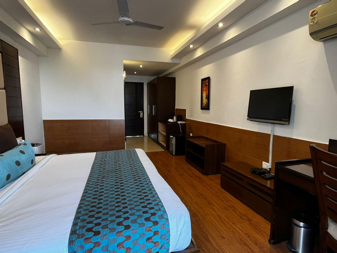 Yuhi Suites, Karnal