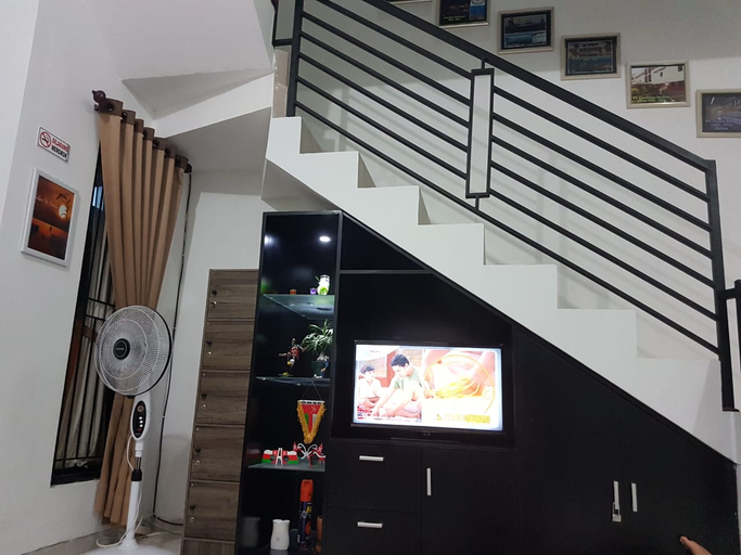 Public Area 1, Villa Zalazi Syariah Batu (tutup permanen), Malang