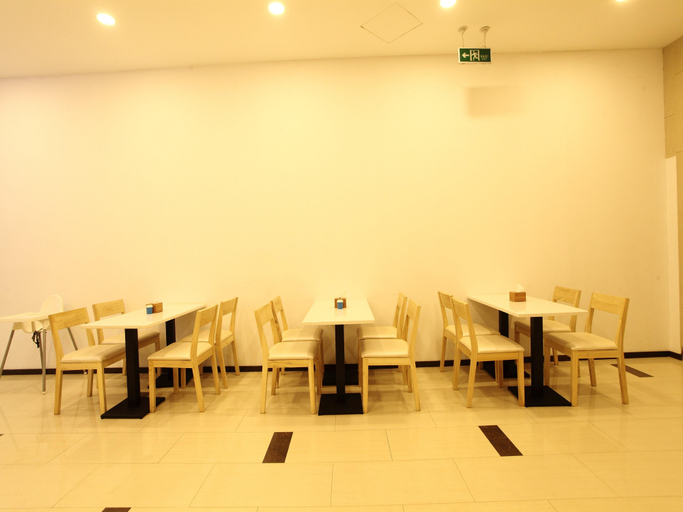 Food & Drinks 4, Hanting Hotel (Beijing Huangcun Gaomidian north br, Beijing