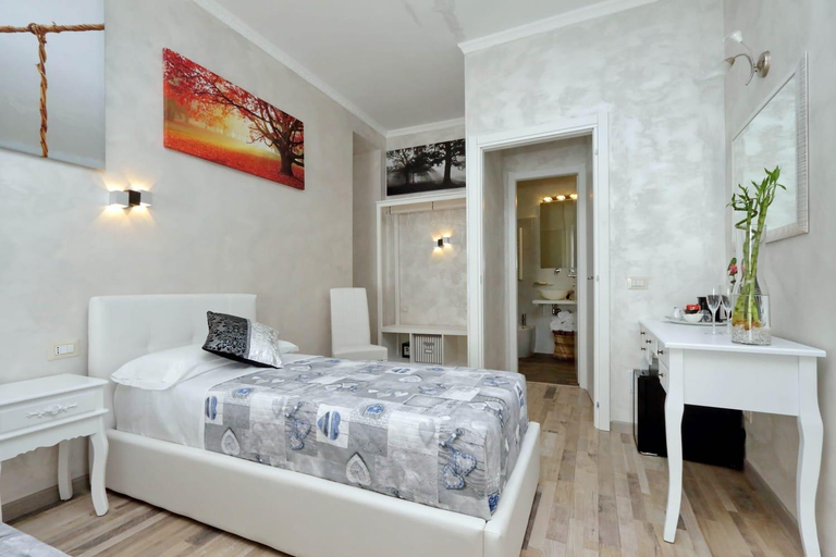 Bedroom 2, Just Chilling Suite, Roma