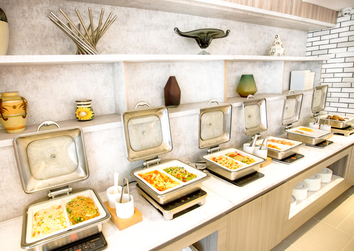 Food & Drinks 5, HanTing Premium Hotel (Yingshang Wuzhou Wanhui City), Fuyang